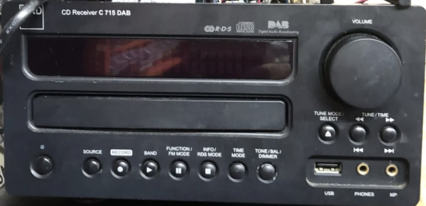 NAD C715DAB