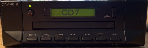 Cyrus CD7